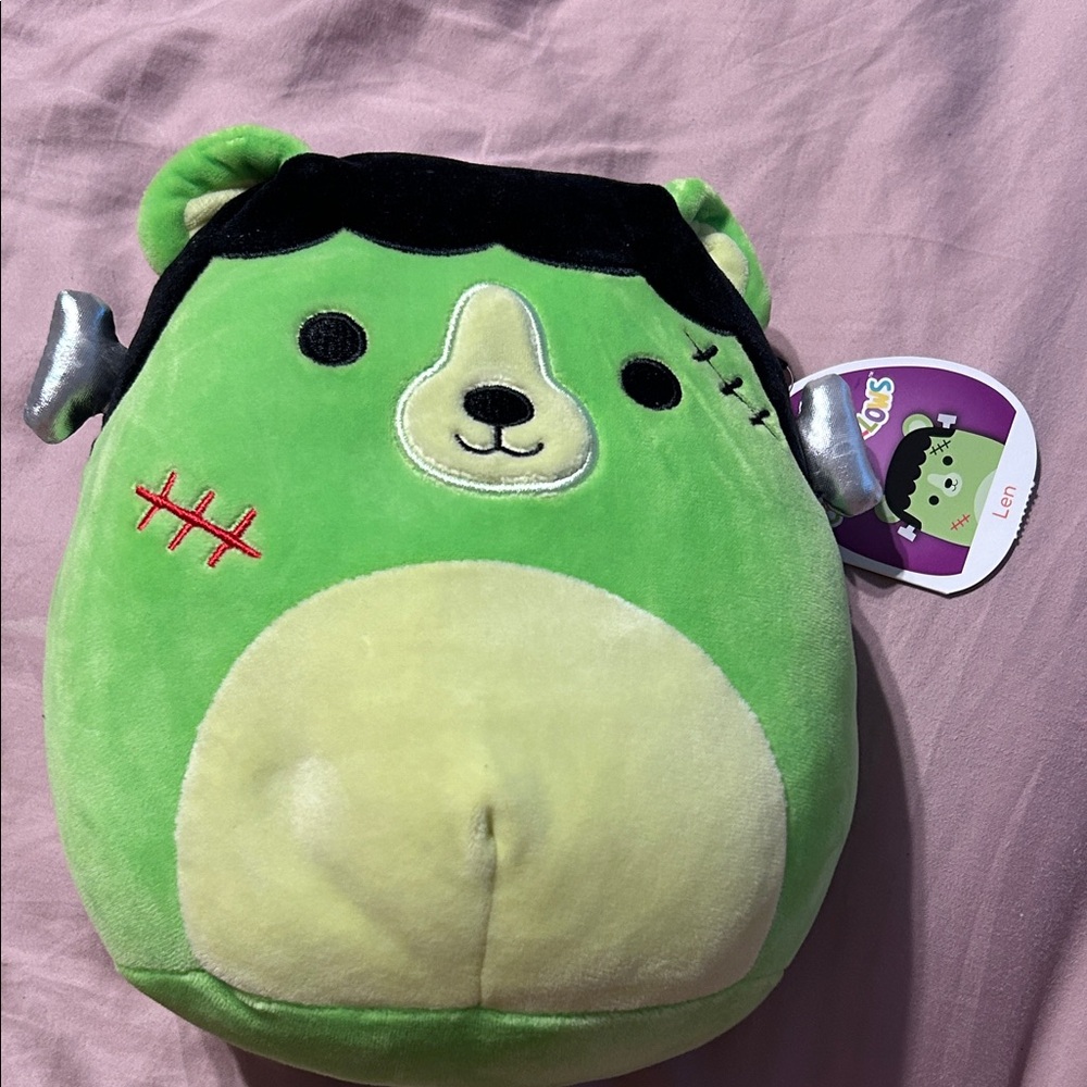 Squishmallows 8” Len Frankenbear